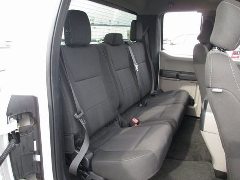 Used 2017 Ford F150 XL w/ Equipment Group 101A Mid image 18