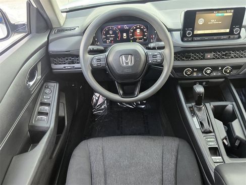 Used 2023 Honda Accord LX image 13