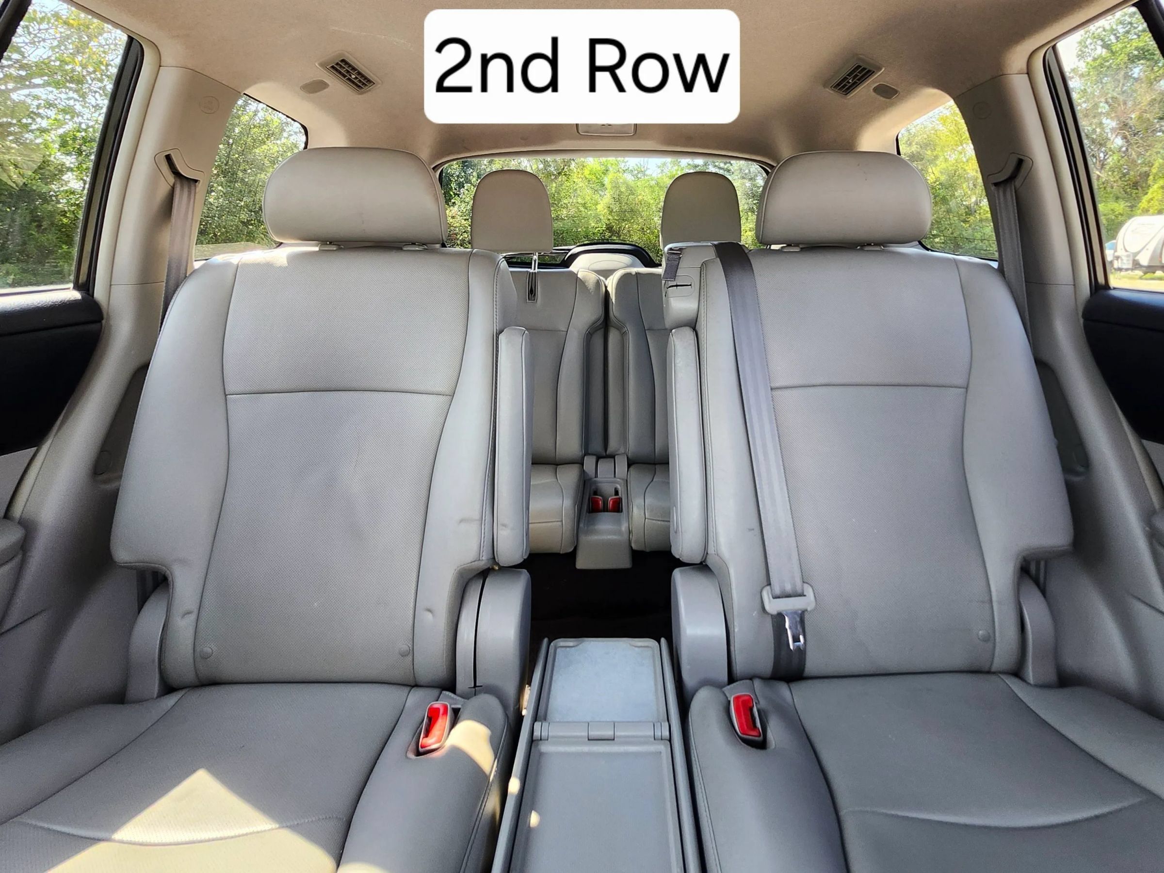 Used 2012 Toyota Highlander Limited w/ Tow Pkg FWD image 22