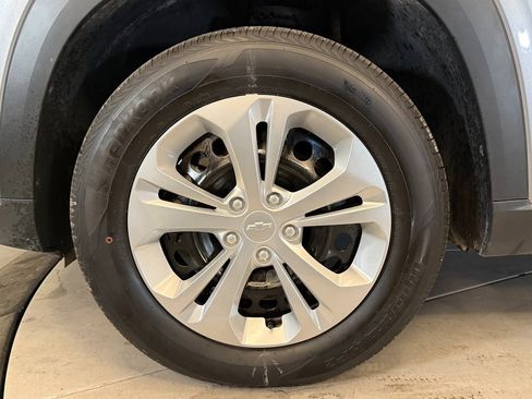 Used 2024 Chevrolet Trax LS w/ LPO, Blackout Package image 24