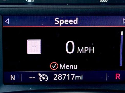 Certified 2022 GMC Acadia SLE w/ Driver Convenience Package image 15
