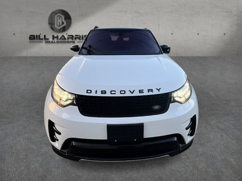 Used 2020 Land Rover Discovery Landmark AWD/4WD image 2