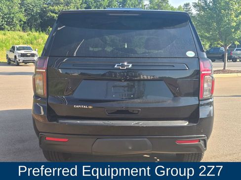 Used 2024 Chevrolet Tahoe Z71 w/ Luxury Package AWD/4WD image 3