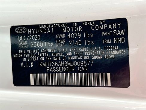 Used 2021 Hyundai Veloster N image 32