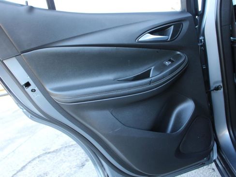 Used 2021 Buick Encore GX Select w/ Sport Touring Package image 40