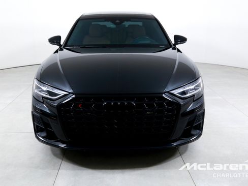 Used 2023 Audi S8 w/ S8 Comfort Plus Package AWD/4WD image 4