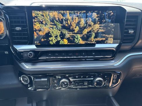Used 2023 Chevrolet Silverado 1500 High Country AWD/4WD image 15