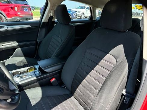Certified 2020 Ford Fusion SE FWD image 11