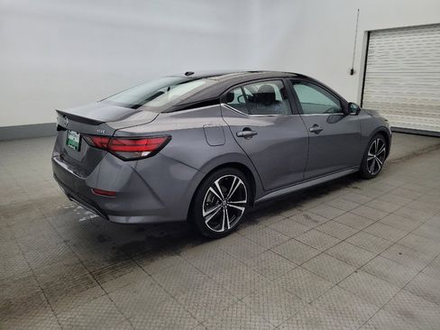 Used 2022 Nissan Sentra SR w/ SR Premium Package image 10