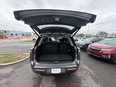 New 2026 Nissan Pathfinder Platinum w/ Cargo Package AWD/4WD image 24