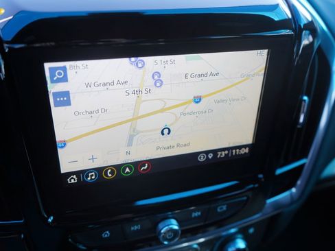 Used 2023 Chevrolet Traverse Premier w/ Redline Edition FWD image 34