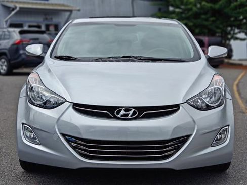 Used 2012 Hyundai Elantra Limited w/ Technology Pkg 5 FWD image 2
