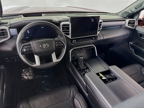 Used 2025 Toyota Tundra Platinum AWD/4WD image 19