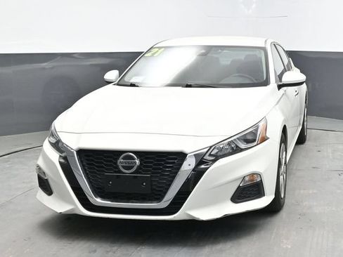 Used 2021 Nissan Altima 2.5 S FWD image 2