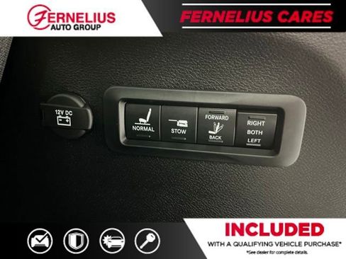Used 2021 Chrysler Pacifica Pinnacle AWD/4WD image 14