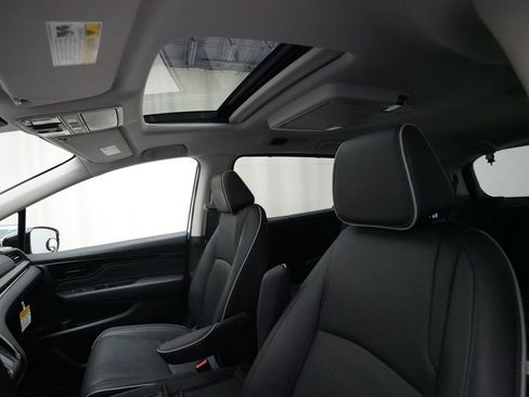 Certified 2025 Honda Odyssey Elite image 33