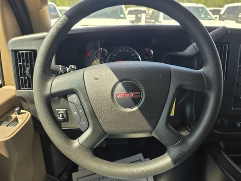 New 2026 GMC Savana 2500 w/ Driver Convenience Package RWD image 31