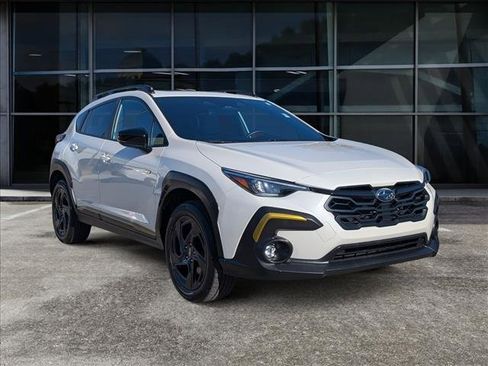 Used 2024 Subaru Crosstrek 2.5i Sport image 2