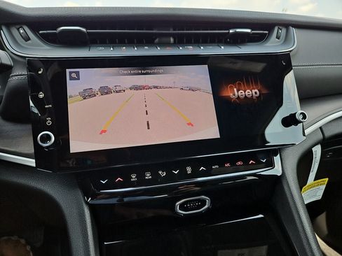New 2026 Jeep Grand Cherokee Altitude RWD image 25