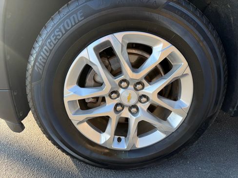 Used 2018 Chevrolet Traverse LT image 27