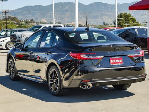 New 2026 Toyota Camry SE w/ Multimedia Upgrade Package FWD image 5