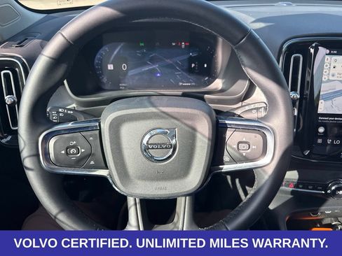 Used 2026 Volvo XC40 B5 Plus AWD/4WD image 23