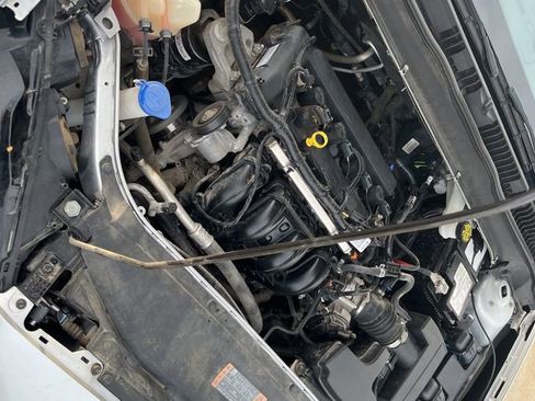 Used 2019 Ford Fusion S image 10