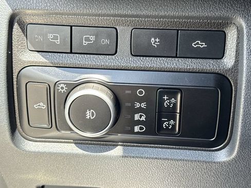 Used 2024 Ford F350 Platinum AWD/4WD image 39