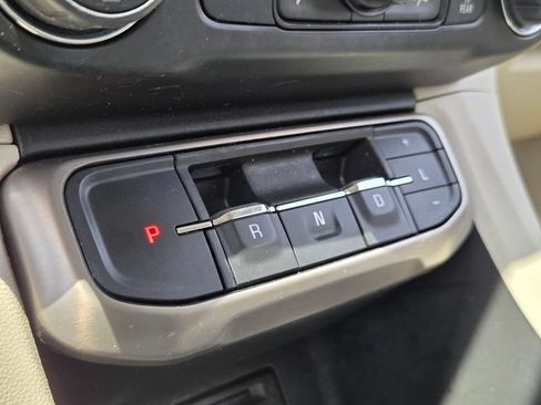 Used 2023 GMC Acadia Denali AWD/4WD image 21
