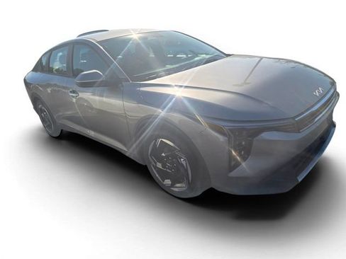 New 2026 Kia K4 EX FWD image 1