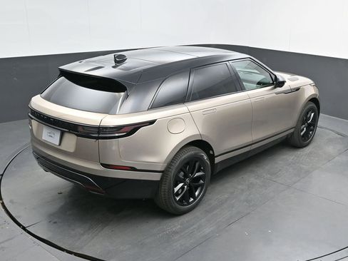 New 2026 Land Rover Range Rover Velar Dynamic SE image 32