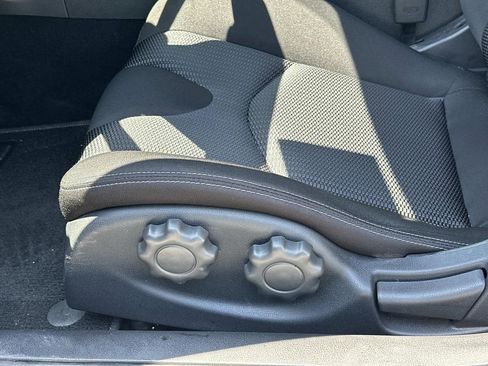 Used 2025 Nissan Z Sport w/ Floor Mat Package RWD image 29