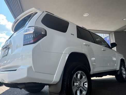 Used 2022 Toyota 4Runner SR5 image 8