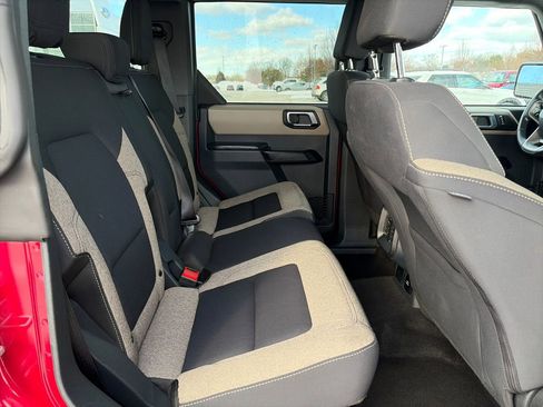 Used 2025 Ford Bronco Big Bend image 33