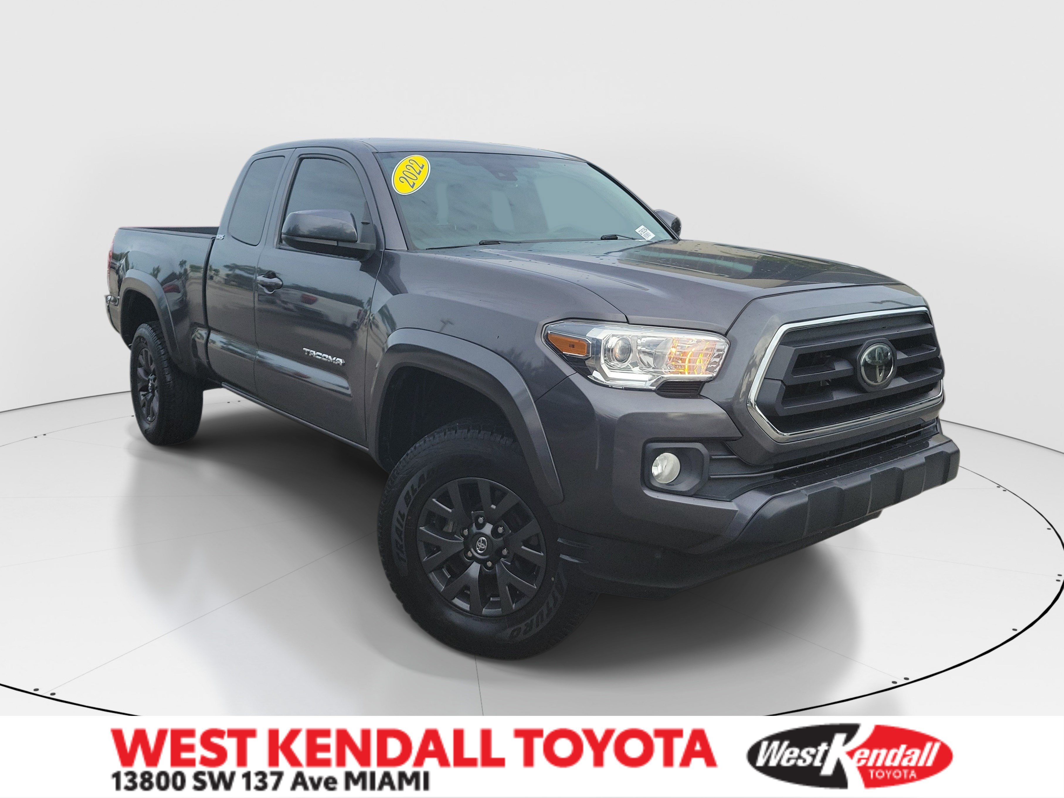 Used 2022 Toyota Tacoma SR5 RWD image 1