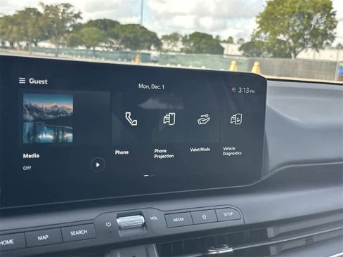 New 2025 Kia K4 LX image 18