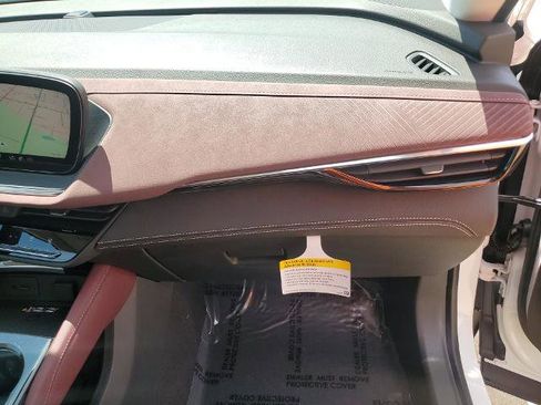 New 2025 Buick Envision Sport Touring image 36