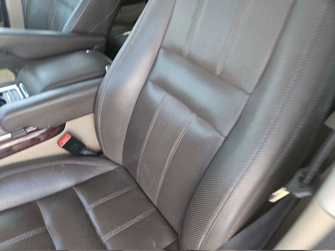 Used 2010 Land Rover Range Rover Sport HSE LUX image 12