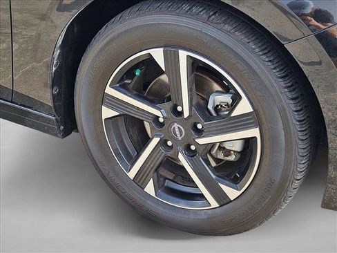 Used 2024 Nissan Sentra SV image 22