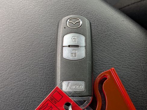 Used 2019 MAZDA CX-5 Sport FWD image 34