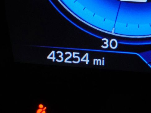 Used 2015 BMW i8 Base image 18