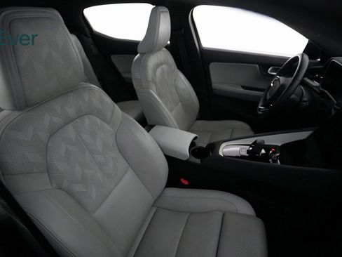 Used 2024 Polestar Polestar 2 image 9