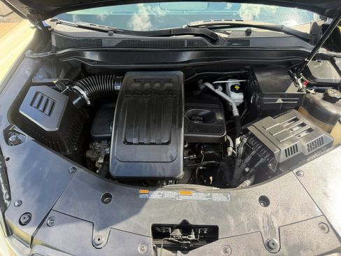 Used 2017 Chevrolet Equinox LS FWD image 24