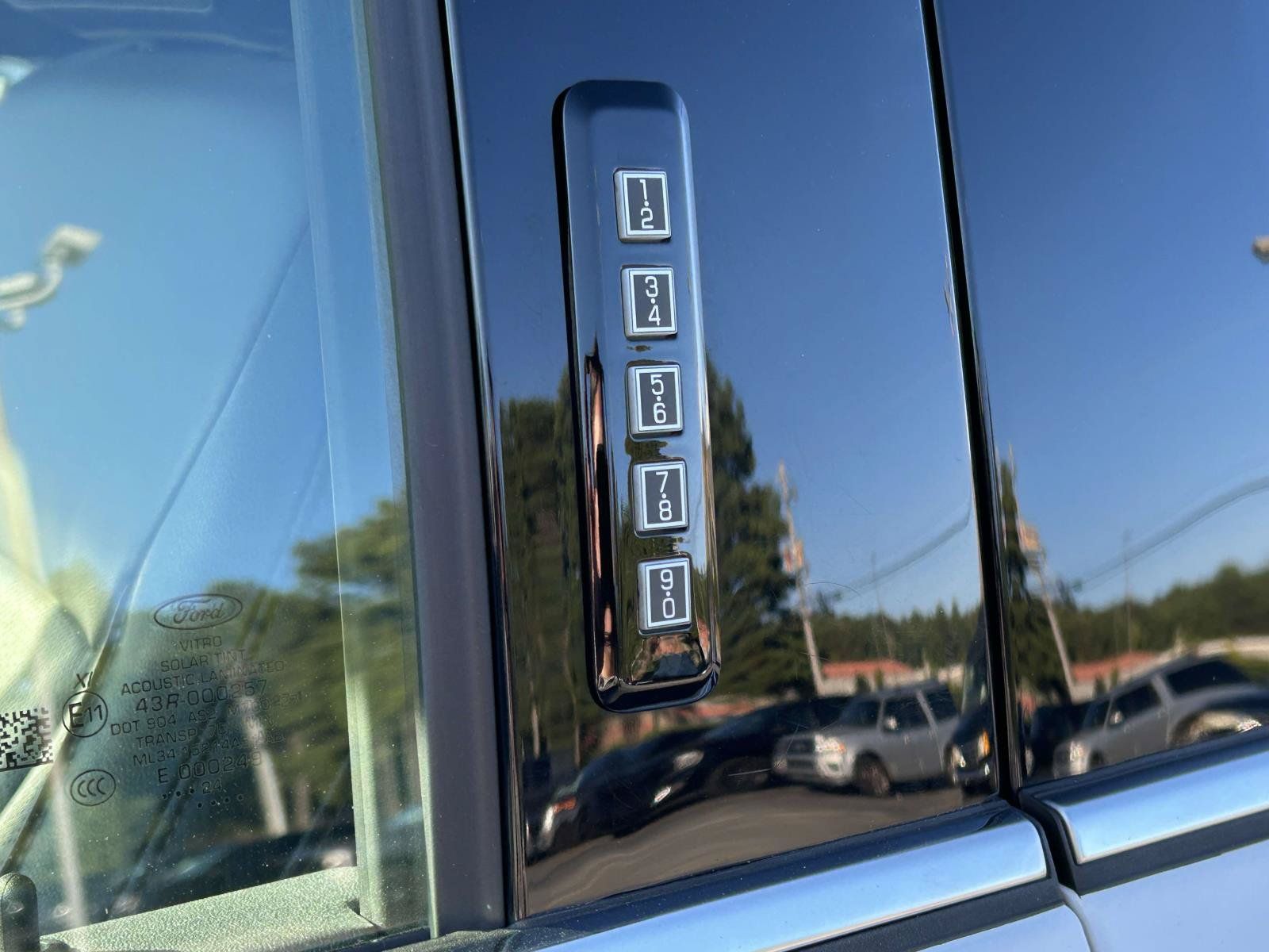 Used 2024 Ford F150 Lariat w/ FX4 Off-Road Package AWD/4WD image 15