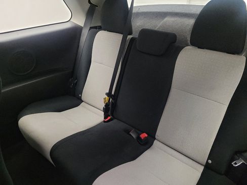 Used 2014 Toyota Yaris LE image 19