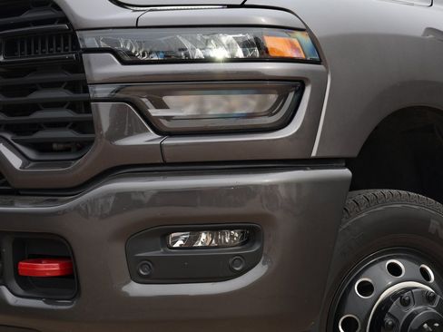 Used 2025 RAM 3500 Lone Star image 13