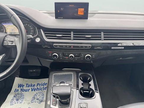 Used 2017 Audi Q7 3.0T Premium image 25