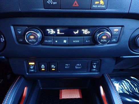 Used 2023 Nissan Frontier PRO-4X w/ Pro-4X Premium Package image 18