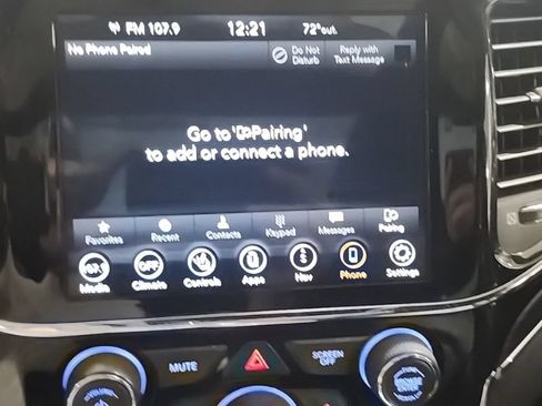 Used 2022 Jeep Grand Cherokee Limited w/ Tech Group AWD/4WD image 10