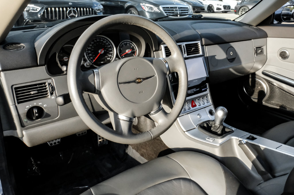 Used 2006 Chrysler Crossfire Limited RWD image 12